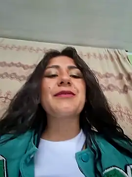 CAROLINE  07 online show from November 2025 03:34:02 PM