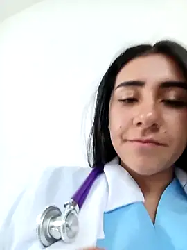 Snapshot of CAROLINE__07 chatting on April 2026 10:32:02 PM CAROLINE 07 online show from April 2026 10:32:02 PM