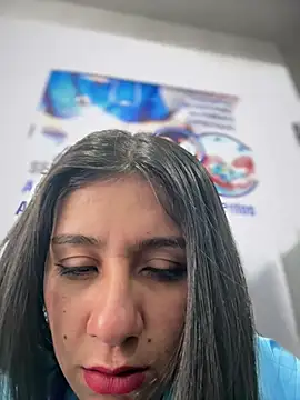 CAROLINE  07 online show from June 2026 05:57:01 PM