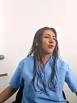 CAROLINE  07 online show from January 2026 01:26:01 PM