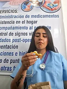 Snapshot of CAROLINE__07 chatting on March 2026 05:34:01 PM CAROLINE 07 online show from March 2026 05:34:01 PM