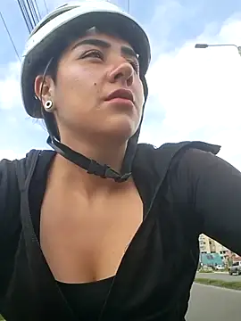 Snapshot of CAROLINE__07 chatting on April 2026 02:13:02 PM CAROLINE 07 online show from April 2026 02:13:02 PM