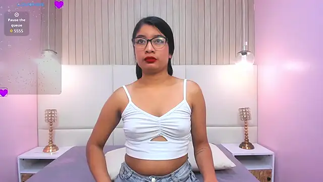 MelanyWayne  online show from May 2026 05:32:02 PM