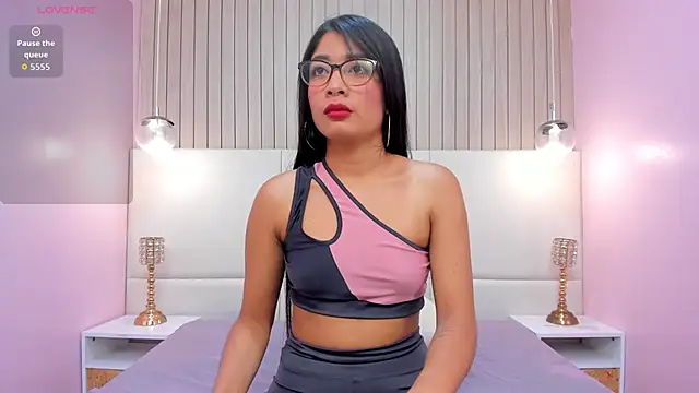 MelanyWayne  online show from February 2026 06:49:02 PM