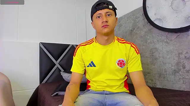  Leohot  online show from March 2026 03:35:02 AM