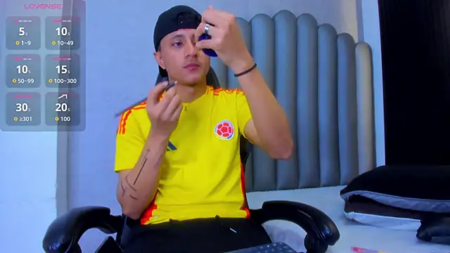  Leohot  online show from February 2026 03:37:01 AM