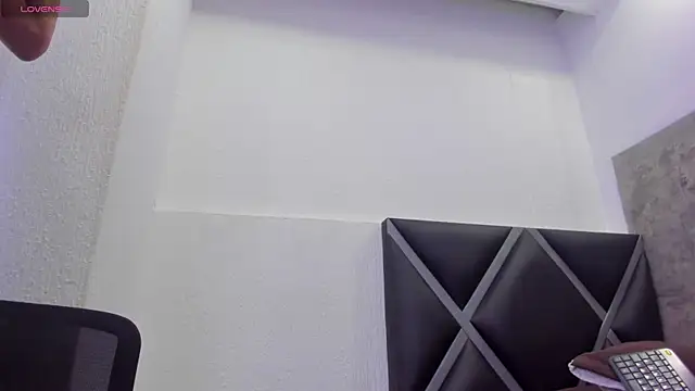  Leohot  online show from April 2026 03:46:02 AM