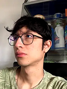 Snapshot of Kevintdx chatting on September 2025 04:29:01 PM Kevintdx online show from September 2025 04:29:01 PM