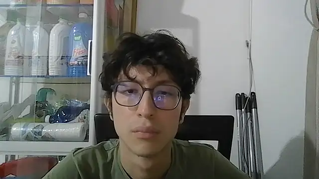 Snapshot of Kevintdx chatting on October 2025 04:13:02 AM Kevintdx online show from October 2025 04:13:02 AM