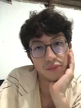 Snapshot of Kevintdx chatting on September 2025 03:07:02 AM Kevintdx online show from September 2025 03:07:02 AM