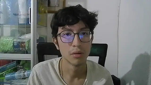 Snapshot of Kevintdx chatting on September 2025 02:55:01 AM Kevintdx online show from September 2025 02:55:01 AM