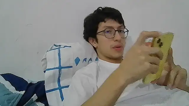 Kevintdx online show from April 2026 01:06:02 AM