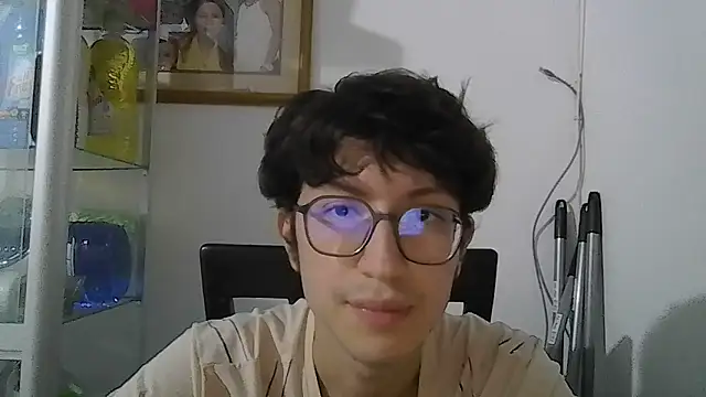 Snapshot of Kevintdx chatting on October 2025 03:41:02 AM Kevintdx online show from October 2025 03:41:02 AM