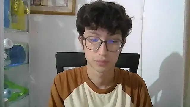 Snapshot of Kevintdx chatting on September 2025 03:50:01 AM Kevintdx online show from September 2025 03:50:01 AM