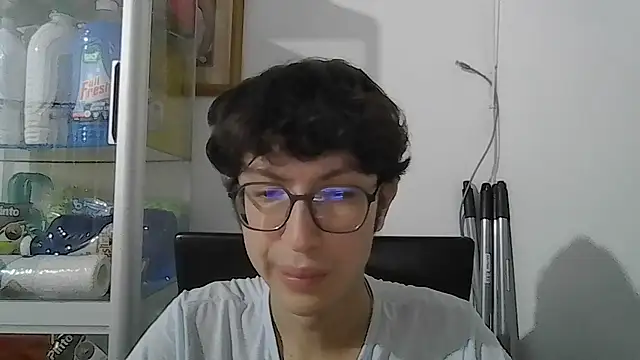 Snapshot of Kevintdx chatting on October 2025 02:13:02 AM Kevintdx online show from October 2025 02:13:02 AM