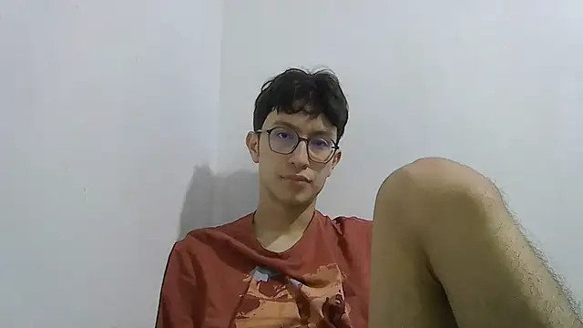 Snapshot of Kevintdx chatting on November 2025 10:13:01 PM Kevintdx online show from November 2025 10:13:01 PM