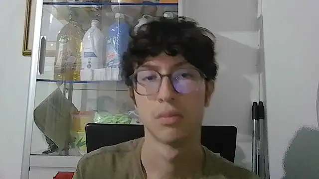 Snapshot of Kevintdx chatting on September 2025 01:44:02 AM Kevintdx online show from September 2025 01:44:02 AM