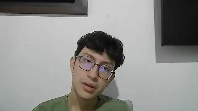 Snapshot of Kevintdx chatting on November 2025 02:54:01 AM Kevintdx online show from November 2025 02:54:01 AM