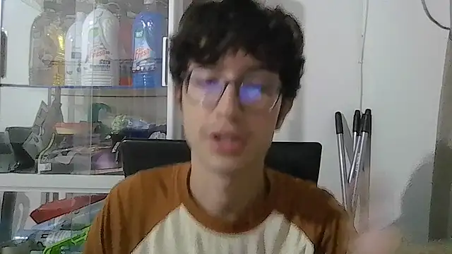 Snapshot of Kevintdx chatting on September 2025 03:12:02 AM Kevintdx online show from September 2025 03:12:02 AM