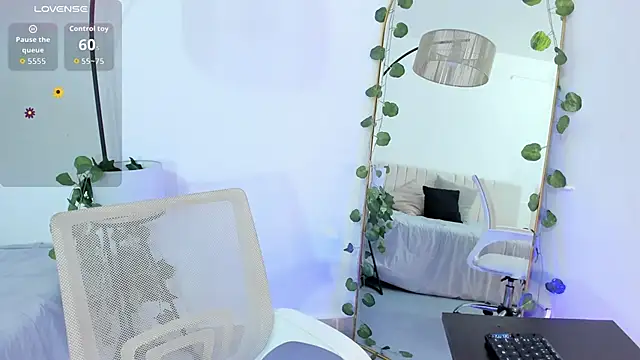  shaiira online show from October 2025 01:11:02 PM
