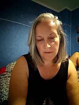Snapshot of Feelineducentre chatting on September 2025 08:03:02 PM Feelineducentre online show from September 2025 08:03:02 PM