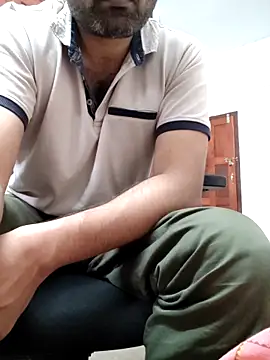Snapshot of hairysub_india@xh chatting on October 2025 10:03:01 AM hairysub indiaxh online show from October 2025 10:03:01 AM
