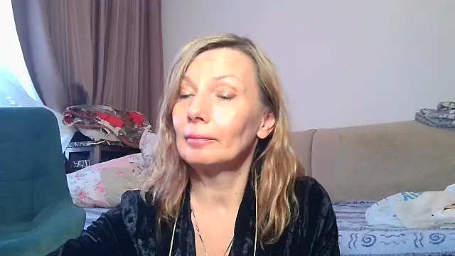 Sweetmurrr online show from February 2026 01:19:02 PM