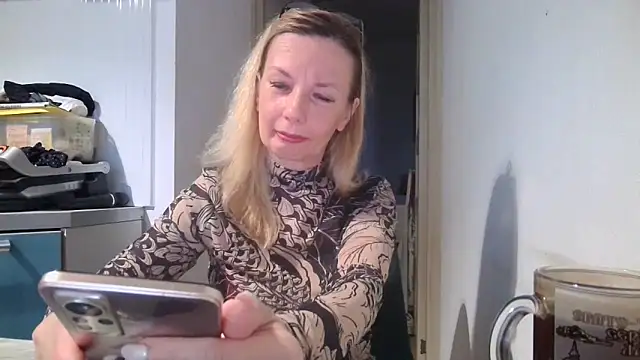 Sweetmurrr online show from June 2026 01:36:02 AM