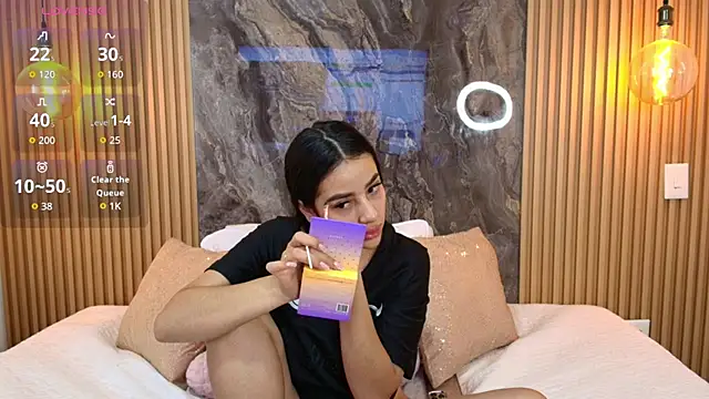 Snapshot of Alana-Jones chatting on October 2025 11:46:01 AM Alana-Jones online show from October 2025 11:46:01 AM