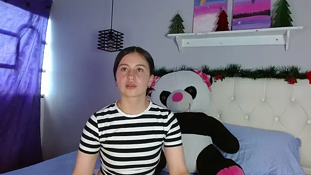 Zaaida  online show from December 2025 04:44:01 PM