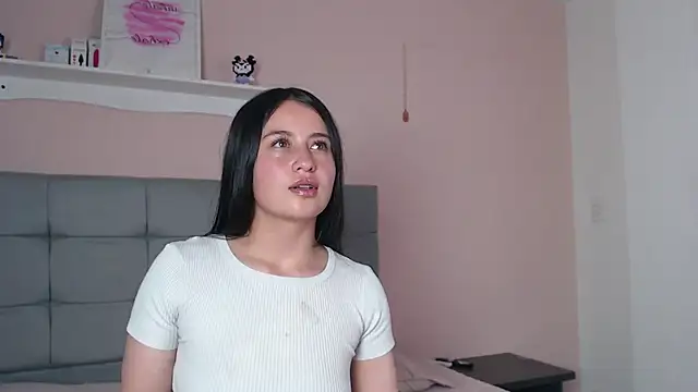 Zaaida  online show from April 2026 05:47:01 PM