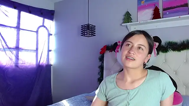 Zaaida  online show from December 2025 09:06:02 PM