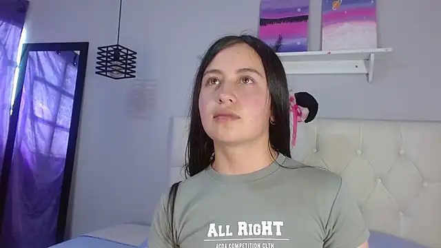 Zaaida  online show from November 2025 03:55:02 PM