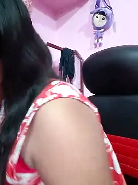 Snapshot of Redchery chatting on April 2026 04:57:02 PM Redchery online show from April 2026 04:57:02 PM