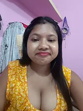 Snapshot of Redchery chatting on June 2026 05:56:02 PM Redchery online show from June 2026 05:56:02 PM