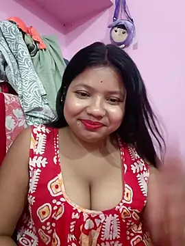 Snapshot of Redchery chatting on May 2026 05:52:01 PM Redchery online show from May 2026 05:52:01 PM