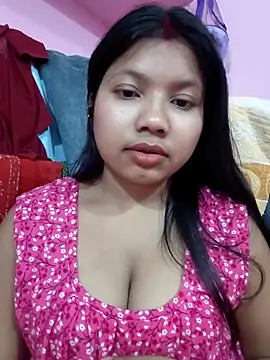Snapshot of Redchery chatting on May 2026 05:42:01 PM Redchery online show from May 2026 05:42:01 PM