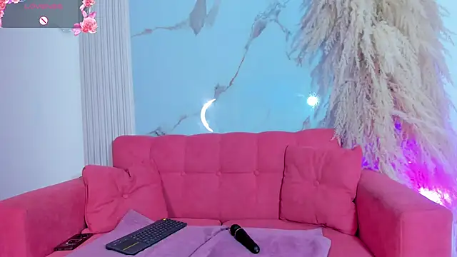 ivonyMiller online show from September 2025 08:44:01 PM