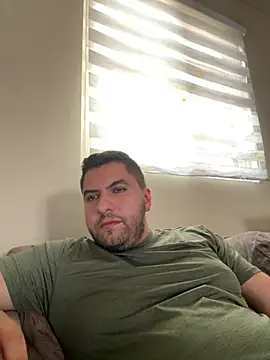 Snapshot of raulgzz4 chatting on May 2026 06:36:01 PM raulgzz4 online show from May 2026 06:36:01 PM