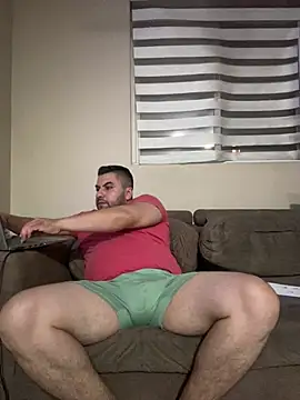 Snapshot of raulgzz4 chatting on June 2026 04:34:01 AM raulgzz4 online show from June 2026 04:34:01 AM