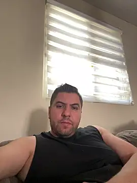 Snapshot of raulgzz4 chatting on March 2026 05:33:01 PM raulgzz4 online show from March 2026 05:33:01 PM