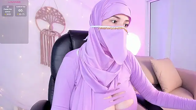 Snapshot of salma_isawwii chatting on October 2025 02:19:02 PM salma isawwii online show from October 2025 02:19:02 PM
