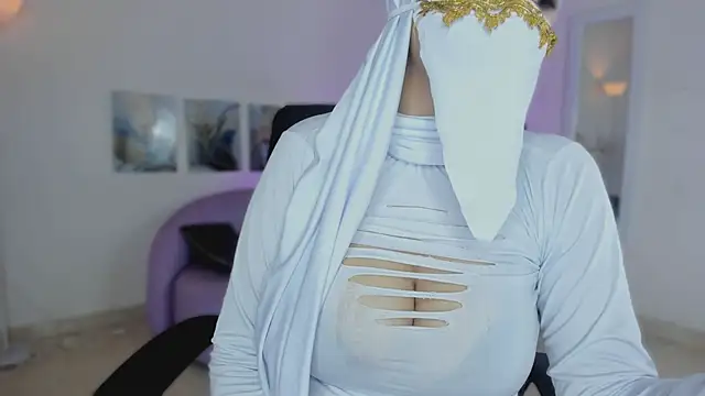 Snapshot of salma_isawwii chatting on April 2026 03:08:01 PM salma isawwii online show from April 2026 03:08:01 PM