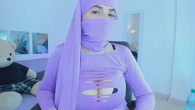 Snapshot of salma_isawwii chatting on April 2026 03:40:02 PM salma isawwii online show from April 2026 03:40:02 PM