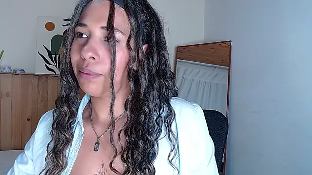 IVONNE COLLINS33 online show from October 2025 09:12:01 AM