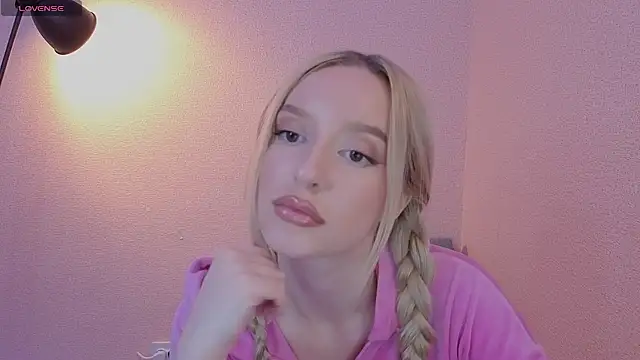 PickmeBabby online show from October 2025 08:54:01 PM