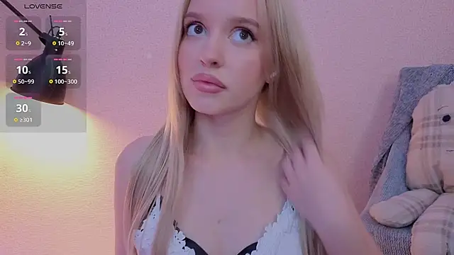 PickmeBabby online show from October 2025 03:52:02 AM