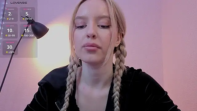 PickmeBabby online show from October 2025 09:03:01 PM