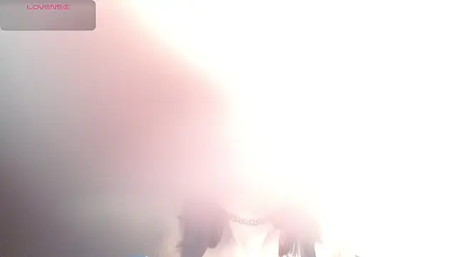 zohet kriss online show from April 2026 02:19:01 PM