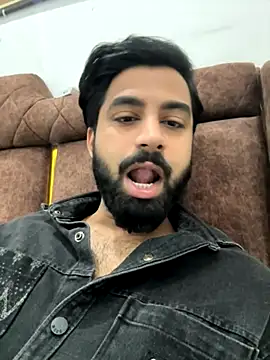 hottestboy03 online show from November 2025 05:19:02 AM